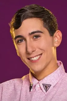 Jason Roy como: Houseguest