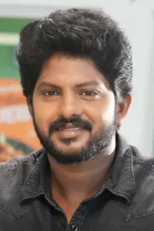 Karthikeyan Vinayagam como: Eegai Vendhan