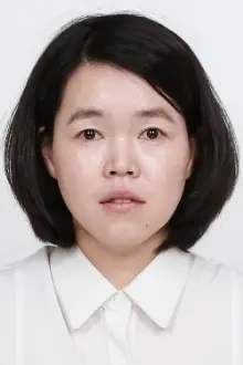 Yun Seo-Jeong como: 