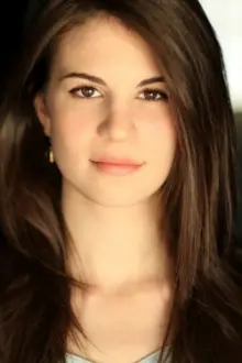 Amelia Rose Blaire como: Maggie