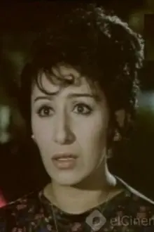 Faten Anwar como: Kawthar - Dr. Badran’s wife