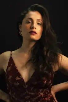 Juliana Aidén Martinez como: Michelle