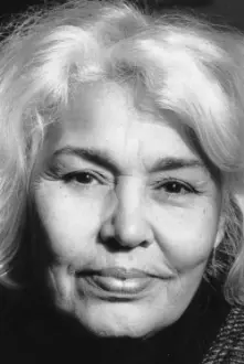 Nawal El Saadawi como: 