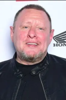 Shaun Ryder como: self