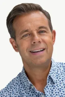 Pat Sharp como: 