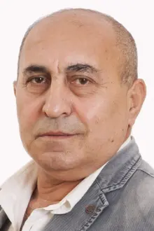 Abbas Qahramanov como: Murtuz