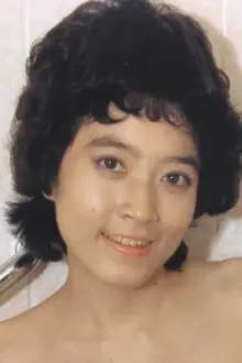 Azusa Nakayama como: Yuki Yoshimura