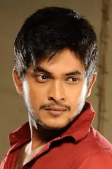 Sourav Chakraborty como: Bijoy Mukherjee