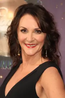 Shirley Ballas como: Contestant