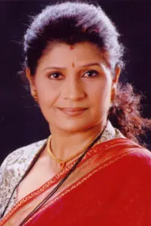 Kavita Vaid como: Leela Ajmera