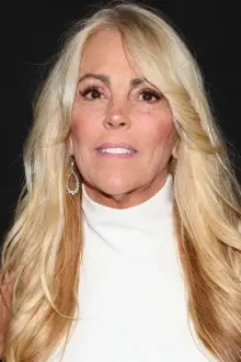 Dina Lohan como: 