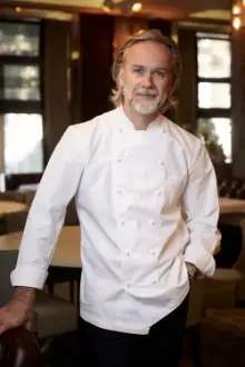 Marcus Wareing como: Ele mesmo