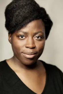 Layo-Christina Akinlude como: Bunmi