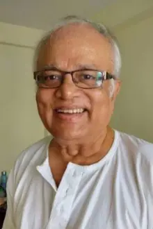 Pradip Chakrabarti como: Pradip Chakravarty