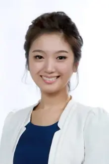 Yoon Ah Young como: Kim Yumi (voice)