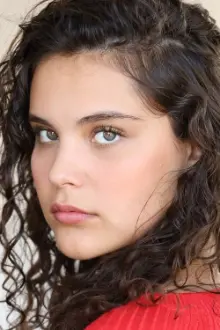 Isabelle Anaya como: Miranda