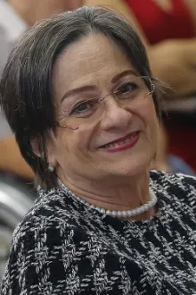 Maria da Penha como: Ela mesma