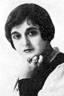 Ruby Hoffman como: Vera, Madame Bartlett's Assistant