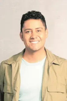 Gustavo Borjas como: Johnny Torrejón