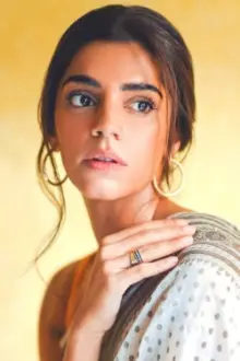 Sanam Saeed como: 