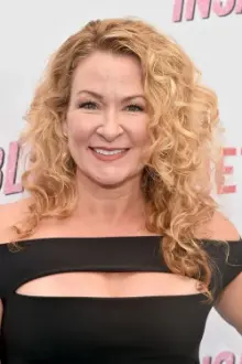 Sarah Colonna como: Mary Jo Shively