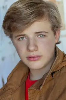 Jakob Salvati como: Pepper Flynt Busbee / Little Boy