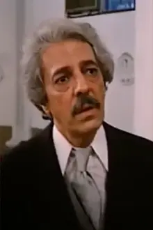Paulo Porto como: Sr. Sabino