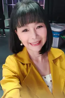 Lam Yuk-Chi como: Mrs. Kitty Tong