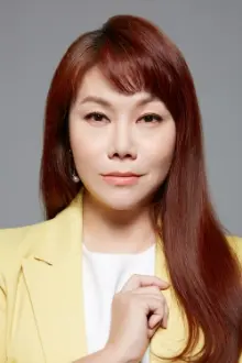 Kim Young-ju como: Louisa