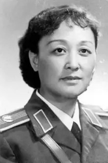 Li Enqi como: 方母