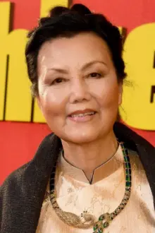 Kiều Chinh como: Mrs. Liu