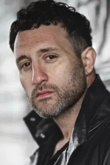 Antony Costa como: 