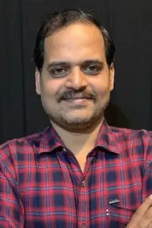 Durgesh Kumar como: Aadoo