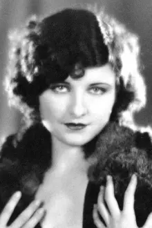 Evelyn Pierce como: Mary French