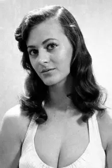 Virginia Gordon como: Joan Clark