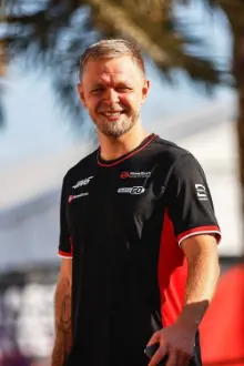 Kevin Magnussen como: 