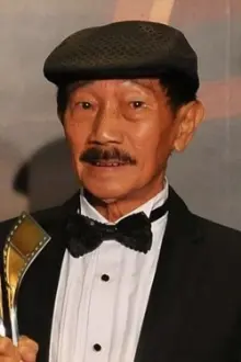 Lee Sai Peng como: Uncle Chuan