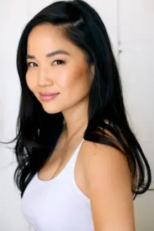 Sylvia Kwan como: Tanya