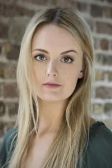 Ashleigh Dorrell como: Amy