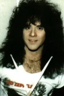 Eric Carr como: 