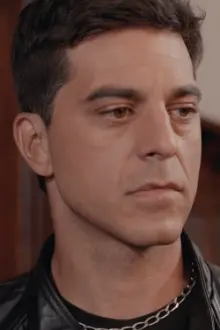 Pablo Yotich como: Gustavo "Tano" Mendez