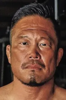 Takashi Sugiura como: Takashi Sugiura