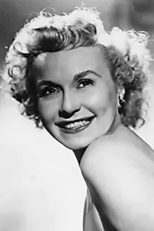 June Johnson como: June Burke