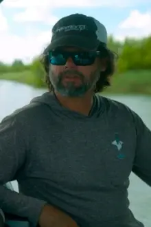 Brett Ryan como: Self - Charter Fisherman (as Captain Brett Ryan)