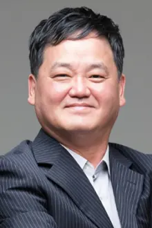 Lee Seung-hyeon como: CEO Mo