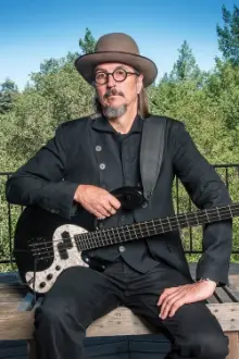 Les Claypool como: Moxxy (voice)