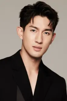 Ayden Sng como: Liang Wen Hui