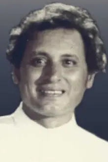 Ajit Vachani como: Editor Sharma