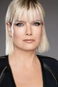 Eugenia Kuzmina como: Fran Walsh