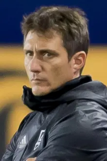 Guillermo Barros Schelotto como: 